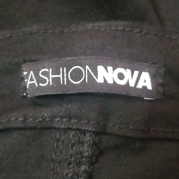 Fashion Nova high waist skinny pants - Picture 4 of 5